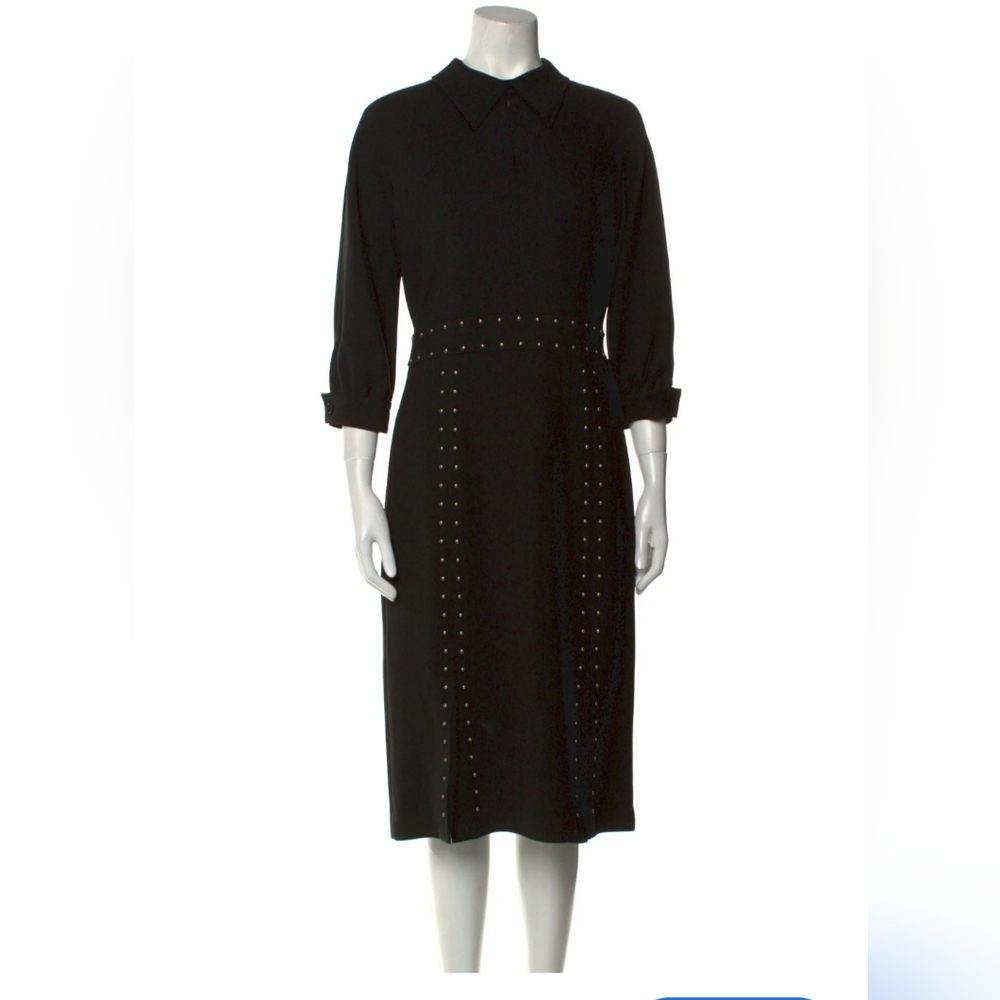 Black Studded Teri Jon by Rickie Freeman Midi-dress. Size: 6.